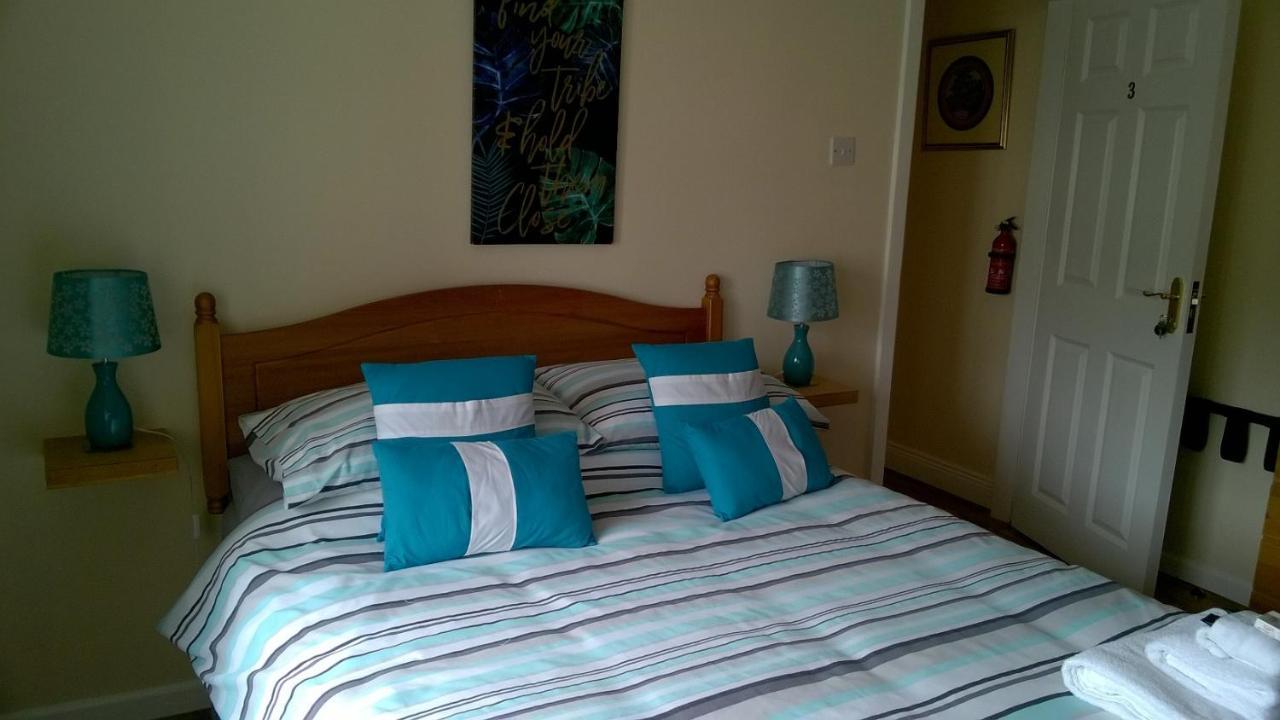 The Townhouse Bed and Breakfast Elphin Exteriör bild
