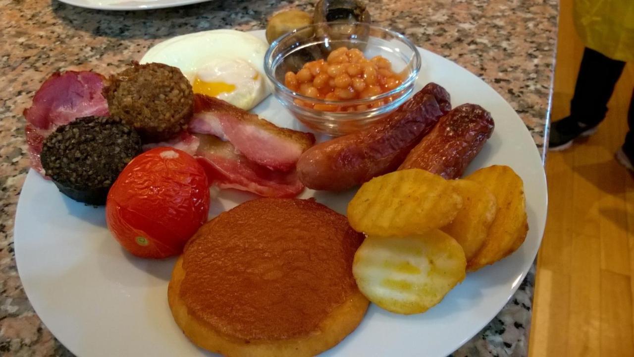 The Townhouse Bed and Breakfast Elphin Exteriör bild
